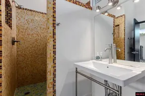On the Banks of White River! Luxury Corporate/Family Retreat! Billiard/Theater - Image 2
