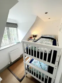 Cottage set in 2 acres, next to coast path, short walk to beach, pub & cafe! 😎 - Image 5