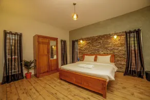 Rock Villa - Image 4
