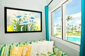 Playa Turquesa D-402 Premier Beachfront Ocean View with 50mbps Wifi - Image 5