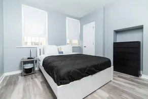 1st Floor - Free Parking - Washer & Dryer - AGH - Image 3