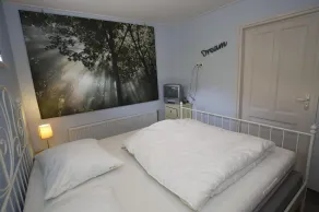 Geschmackvoll Eingerichtetes Ferienhaus mit Veranda, 6 Personen, Wlan - Image 4