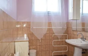 Accogliente casa con 4 camere da letto. - Image 3