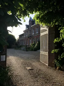 Family chateau in the middle of its large wooded park. - Image 4