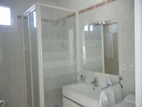 Very Nice Apartment Facing the Sea - 2 bedrooms - Wifi - CLIM-TV-LL-LV - Image 3