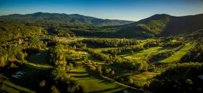 Bright's Creek Lodge - King Room- Near Tryon and TIEC & Hendersonville - Image 2