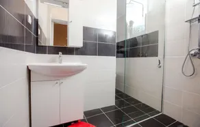 Amazing home in Seline - Image 2