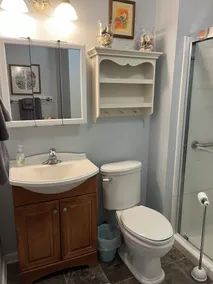 One Bedroom One Bath Apartment - Image 5