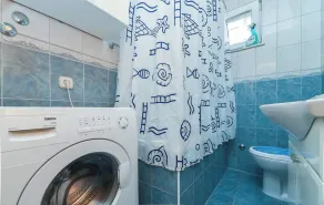House Vesnad - Image 2