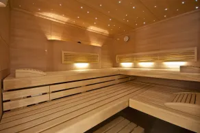 Casa do Capitão. Apartamento loft exclusivo, oferece 144 metros quadrados, com lareira. - Image 2