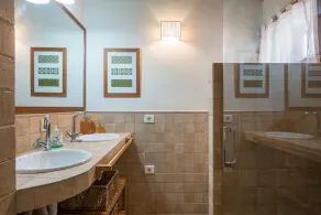 Grande confortevole chalet con vista sul mare sulla valle più bella, wifi gratuito - Image 2