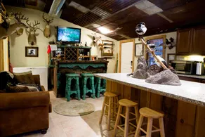 Koch Ranch - Camp House - Image 5