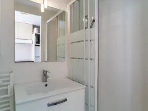 200m de la Plage | Apt Cosy pour 3 + Terrasse - Image 2