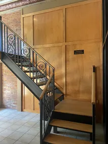 The Lofty Owl - Updated historical apartment in quaint downtown Hillsdale - Image 2
