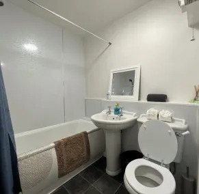 River View Apartment - Image 2