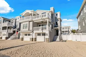 Ultimate Beach Getaway - Image 5