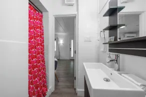 Chic City Retreat 87 - Image 3