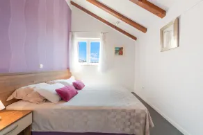 City Apartments Lani - Two Bedroom penthouse Apartment with Terrace - Image 3