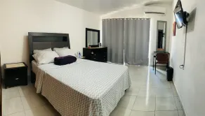 7 minutes from the Malecón 1 from Plaza Ley el Mar 1 Bedroom - Image 5