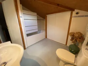 Villa 3 chambres avec parking et accès piscine - Image 4