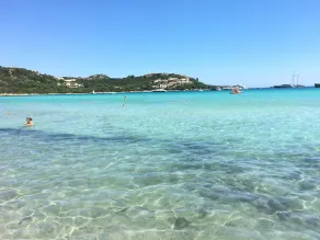 Koppla av i det grönska Golfo di Marinella apt. veranda, pool, gratis stränder, parkering - Image 4