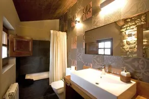 Countryside Villa in Beautiful Nature - Pool, BBQ, Outdoor Kitchen, Mountains - Image 4