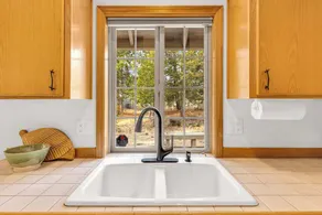 Updated 3 bedroom on Northside Sunriver, Hot tub, Pets ok - Image 2