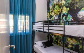 Precioso apartamento de 2 habitaciones en Kastel Gomilica. - Image 4