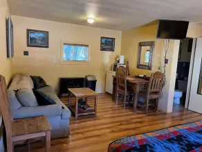 Lovely Suite at Lake Roberts - Image 5