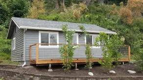 Malerisk Useless Bay Guest House - Image 4
