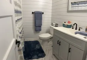 The Gray House - Image 4