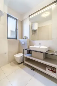 Sutivan Luxury Apartments - Image 2
