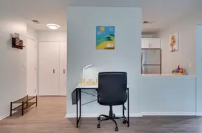 Just remodeled apartment close to airport and mall - Image 2