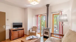 Casa de campo aconchegante, lumineux et traditionnel près du lac | Terrasse privée! - Image 4