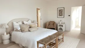 Huge Family Retreat with Pool and Cinema - 4 mins from the beach - Image 3