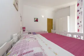 Apartments and Rooms Dragica (27021-A1) - Starigrad Paklenica - Image 4
