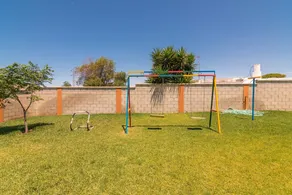 Charming Home with Pool, Spacious Terrace, Garden & Wi-Fi; Pets Allowed, Parking Available - Image 3