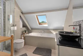 Gentpoort City Suites - Image 3