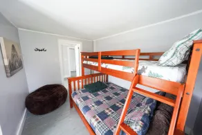 Cozy 3 Bedroom Cabin in the Adirondack Foothills - Image 4