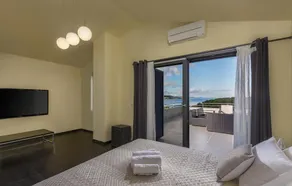 Awesome home in Mrljane with WiFi - Image 4