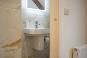 Large 5 bedroom holiday let in the Cotswolds - The Barn - Image 3