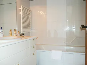 Hyggelig lejlighed for 4 gæster med WIFI, TV, balkon og kæledyr tilladt - Image 4