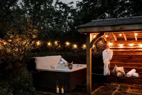 Bridge End Cottage - Riverside, Hot Tub, Sleeps 8 - Image 2