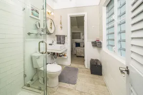 Su propia Villa frente a la playa, no es un condominio, solo 2 pisos de la ciudad, alquiler de 1 o 2 habitaciones - Image 2