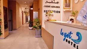 Le Yot Hotel - Image 2