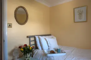 Little Chequers - Image 5