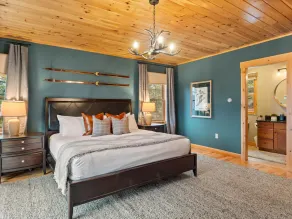 Sunny View Chalet- Minutes to Sunday River- Awesome Mountain Views! - Image 3