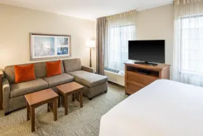 Studio Suite | Perfect for Business Travelers - Image 4