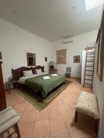 Maison de Plain-pied Avec Ascenseur Dans le Centre Historique - Image 5