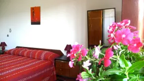 Typical house, with ample space and “Good air - Image 2